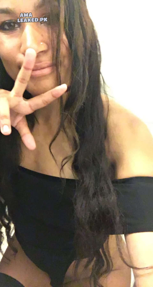 amaleaked.pk-Alexis-Szivan-36.jpeg