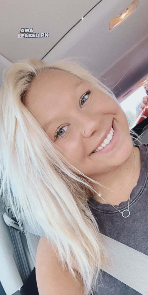 amaleaked.pk-Corina-P-85.jpeg
