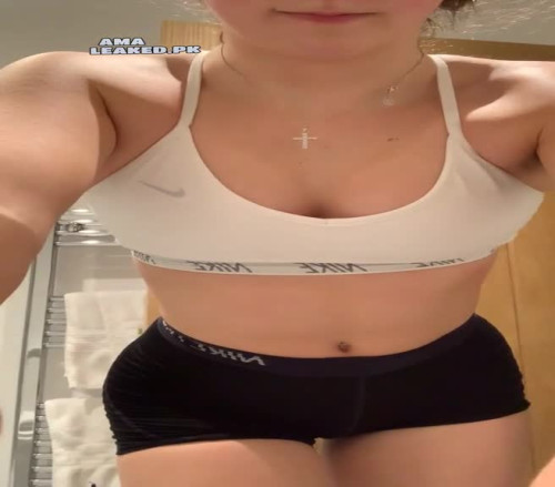 amaleaked.pk Hannah A 51