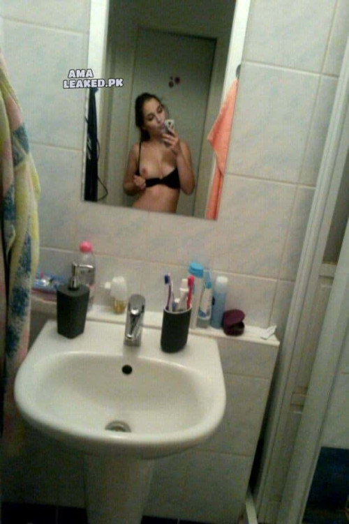 amaleaked.pk-Monica-L-28.jpg
