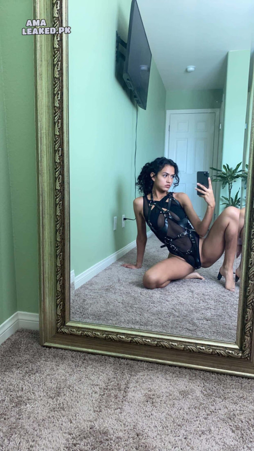 amaleaked.pk-Veronica-T-157.jpg