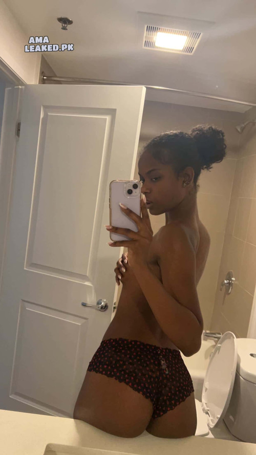 amaleaked.pk-Johniece-S-13.jpg