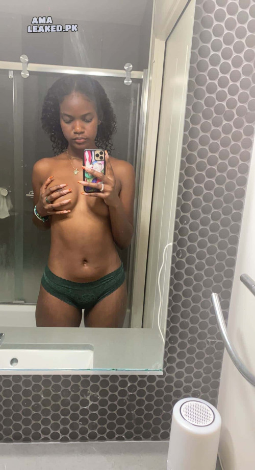amaleaked.pk-Johniece-S-22.jpg