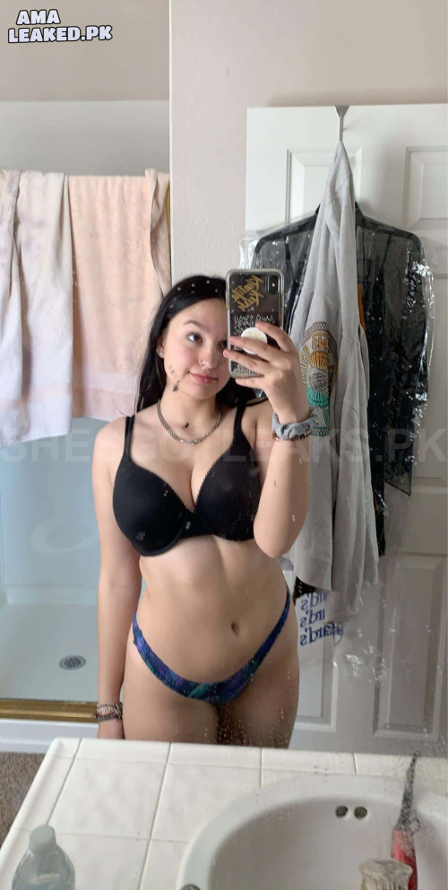 amaleaked.pk-Ashley-W-22.jpg