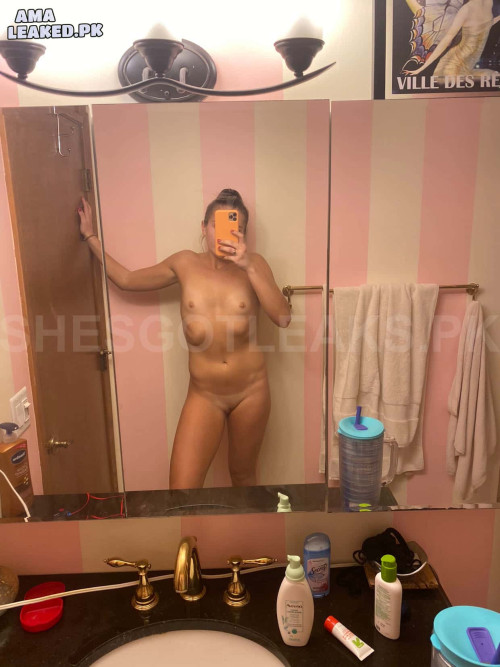 amaleaked.pk-Lexi-W-54.jpg