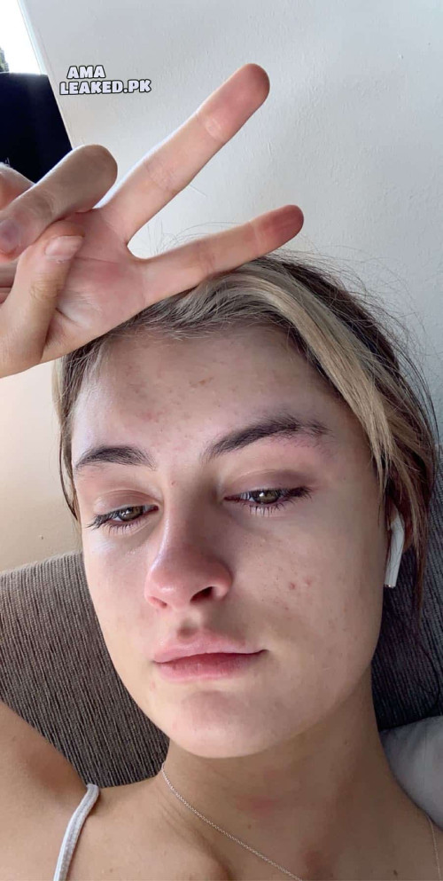 amaleaked.pk Katy Price 137