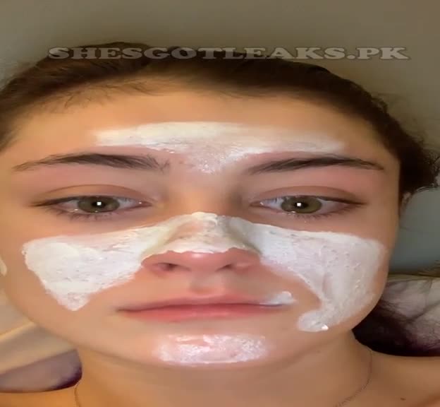 amaleaked.pk-Katy-Price-87.mp4