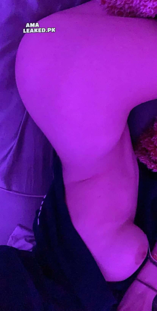 amaleaked.pk Bella Uhrich 46