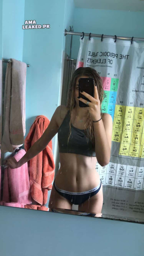 amaleaked.pk-Bella-Uhrich-52.jpg