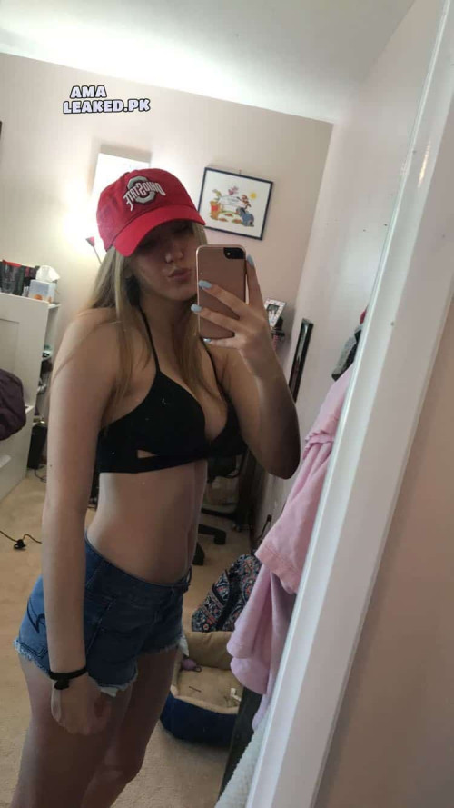 amaleaked.pk-Bella-Uhrich-98.jpg