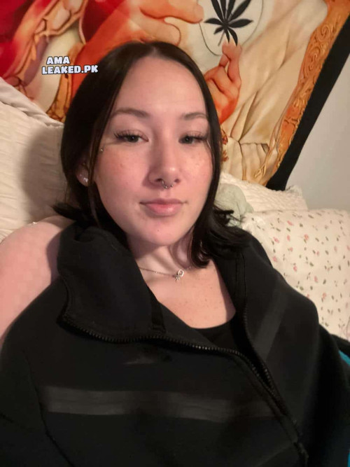 amaleaked.pk Julia Hoffman 38