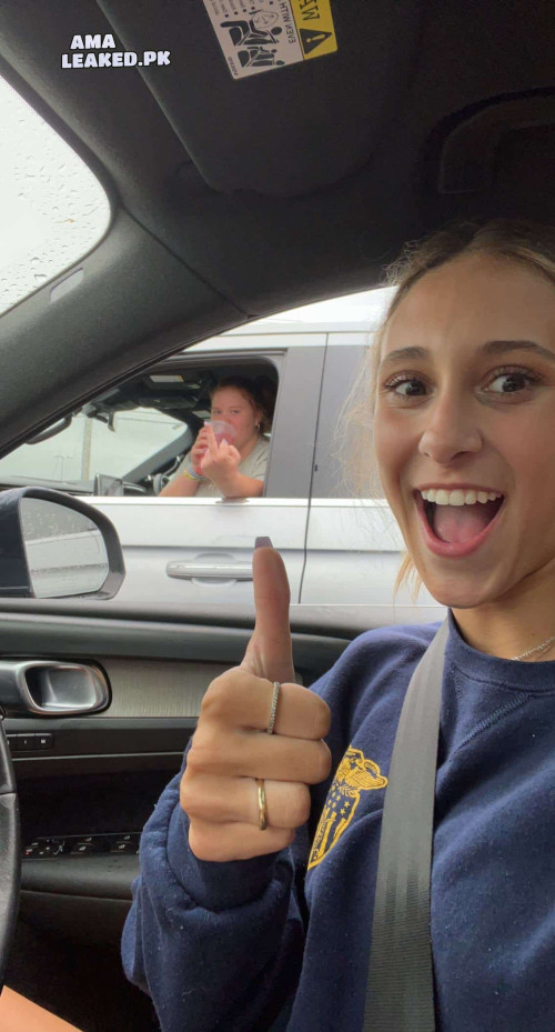 amaleaked.pk Rosa Musante 1030