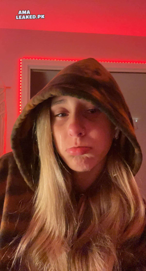 amaleaked.pk Rosa Musante 1114