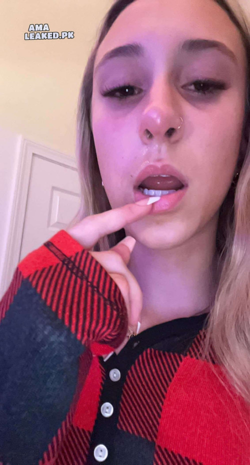 amaleaked.pk Rosa Musante 1205