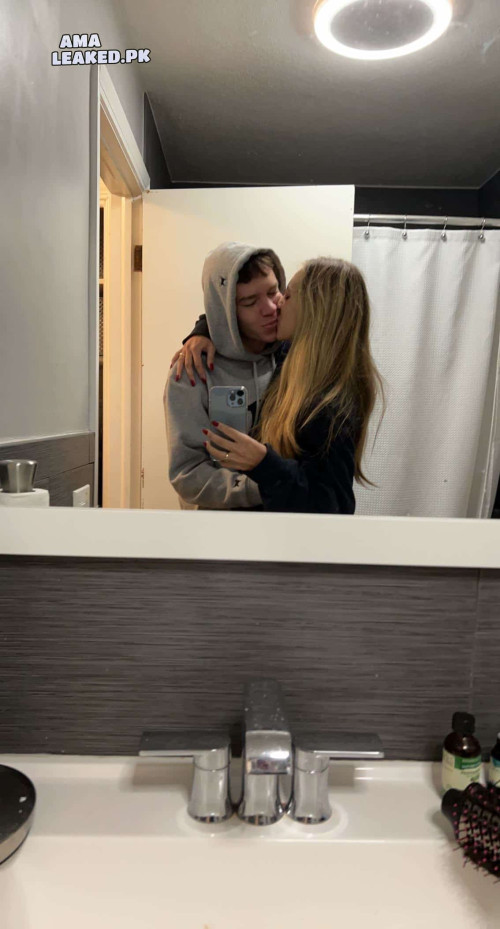 amaleaked.pk Rosa Musante 1557