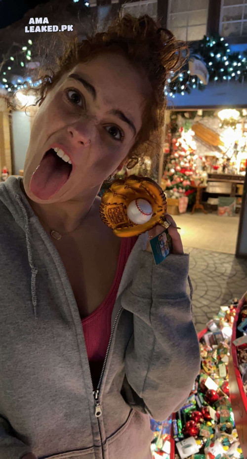 amaleaked.pk Rosa Musante 972