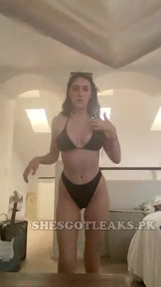 amaleaked.pk-Lindsay-Gardiner-158.mov