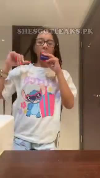 amaleaked.pk-Alexis-Cameron-65.mov