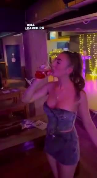 amaleaked.pk-Amelia-Davies-52.mp4