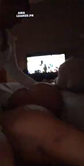 amaleaked.pk-Laura-Dean-136.mov