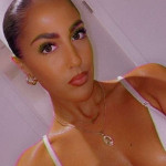 amaleaked.pk-Laura-Dean-6