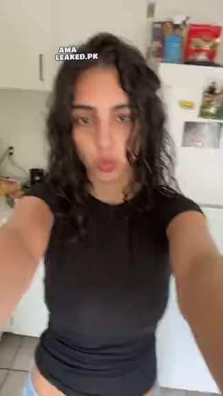 amaleaked.pk Dominique Stevens 181