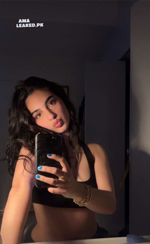 amaleaked.pk Dominique Stevens 230
