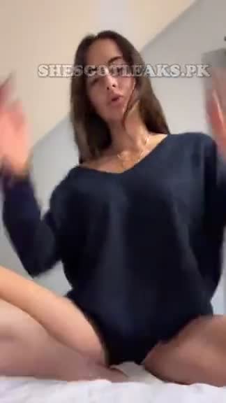 amaleaked.pk-Livia-Loozen-30.mp4