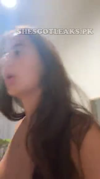 amaleaked.pk-Livia-Loozen-50.mp4