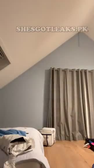 amaleaked.pk-Livia-Loozen-69.mp4