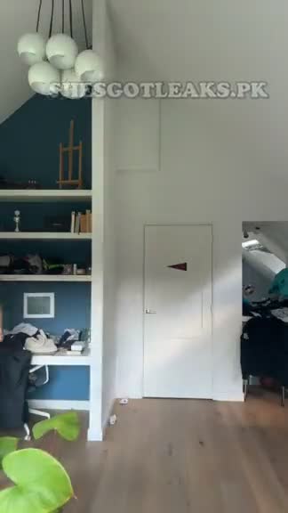 amaleaked.pk-Livia-Loozen-72.mp4
