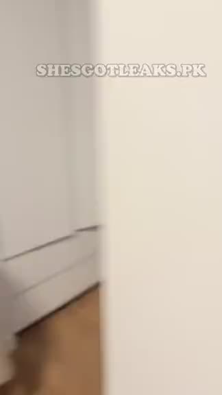 amaleaked.pk-Livia-Loozen-90.mp4