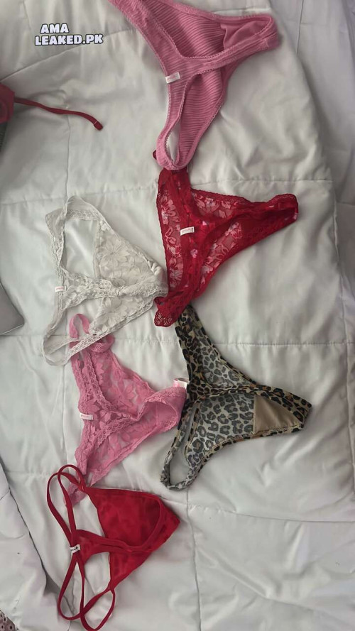 amaleaked.pk-EmilyFerguson-27.jpg
