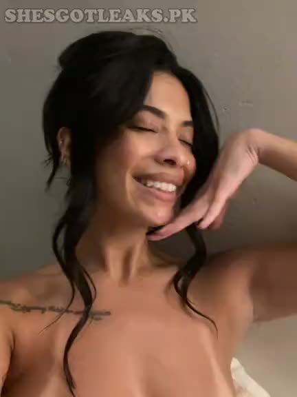 amaleaked.pk-Kimberly-Nieves-935.mov
