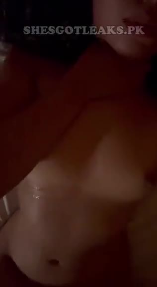 amaleaked.pk-Isabella-Luna-Tovar-53.mov