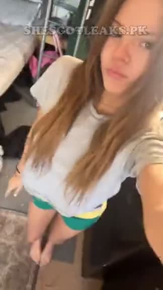 amaleaked.pk-Reese-Holt-93.mp4